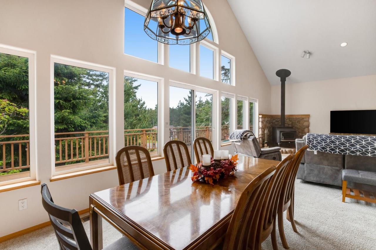 Huckleberry Haven Villa Tillamook Exterior photo